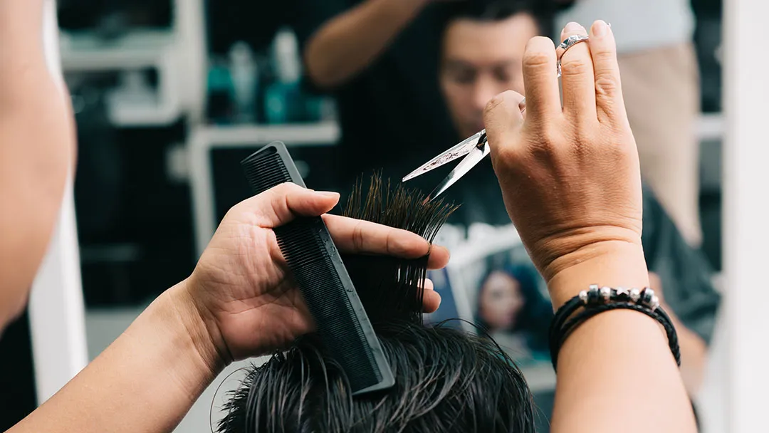Now Hiring Barbers & Stylists